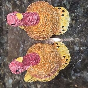 NIB Kohls Turkey Salt and Pepper Shaker Never Used